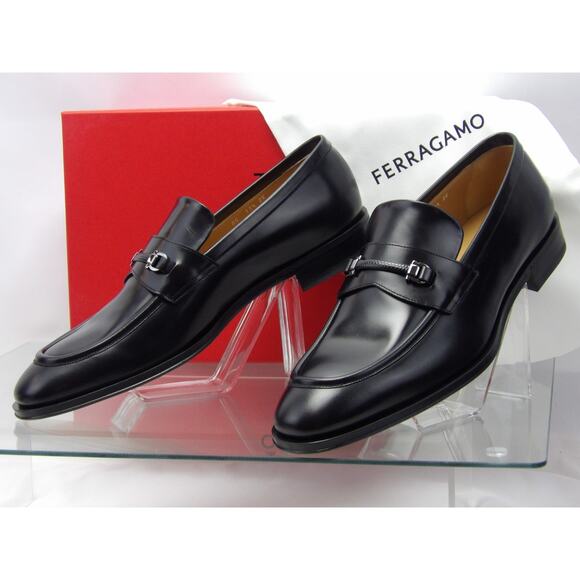 NIB FERRAGAMO BLACK LEATHER DESMOND GANCINI BIT LOGO LOAFERS 9.5 EE ITALY main image 5